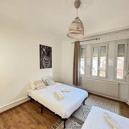 Soh Rent - 4p - Tv - Wifi - Balcon Apartment *